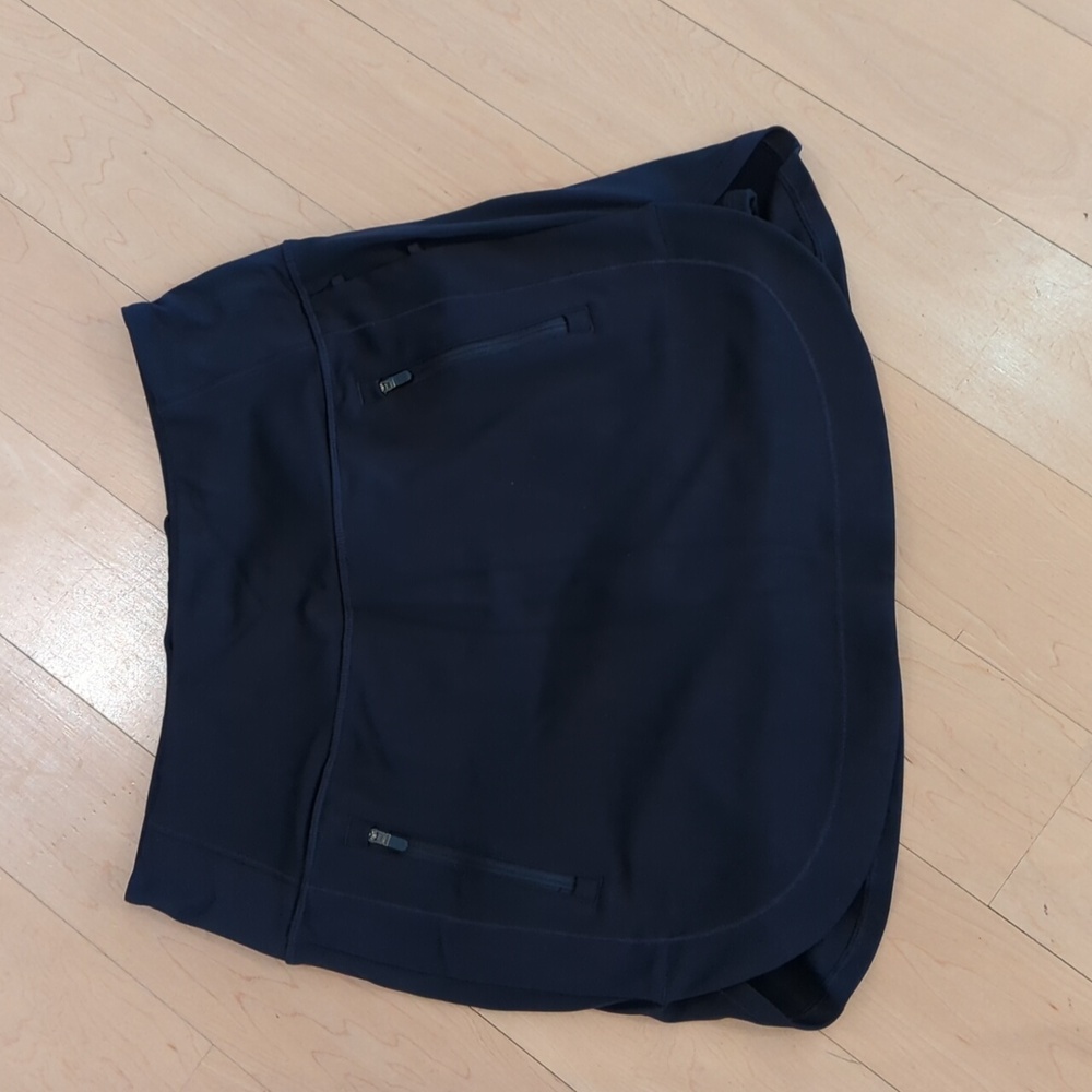 Athleta Size Small 16-in Fairway Golf Skort
